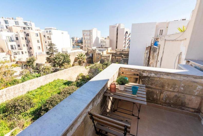 The Caves Apartments San Ġiljan Kültér fotó