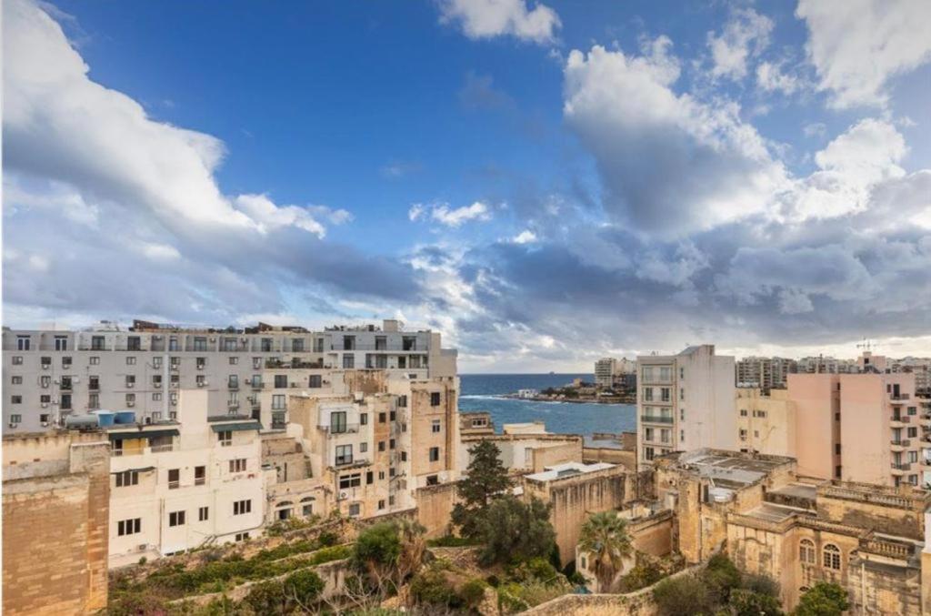 The Caves Apartments San Ġiljan Kültér fotó