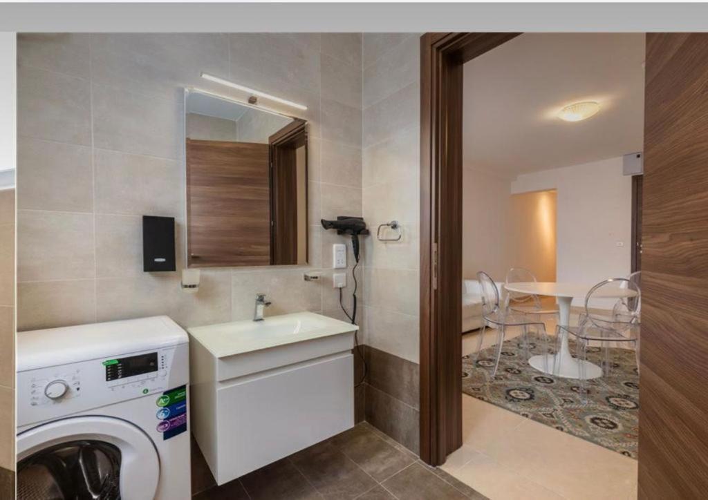 The Caves Apartments San Ġiljan Kültér fotó