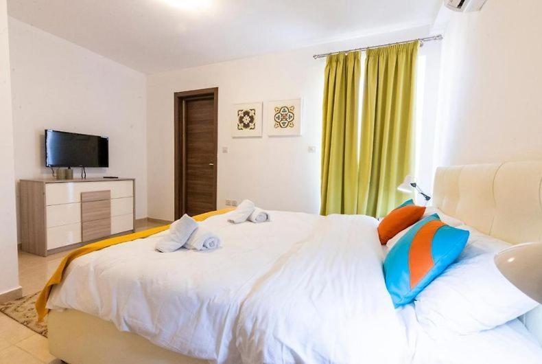The Caves Apartments San Ġiljan Kültér fotó