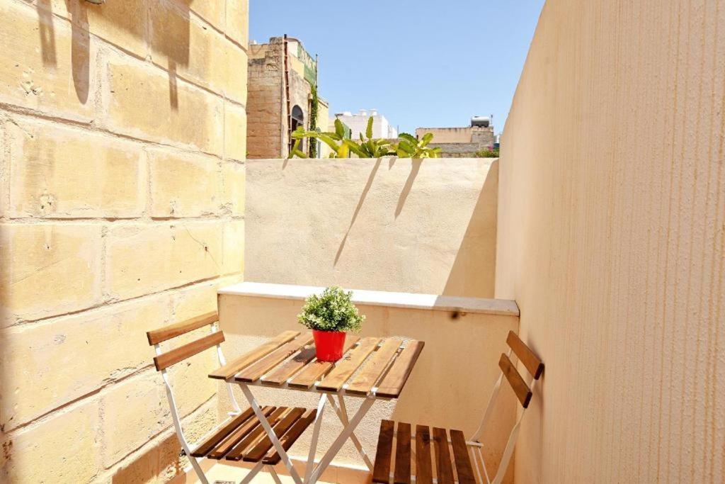 The Caves Apartments San Ġiljan Kültér fotó