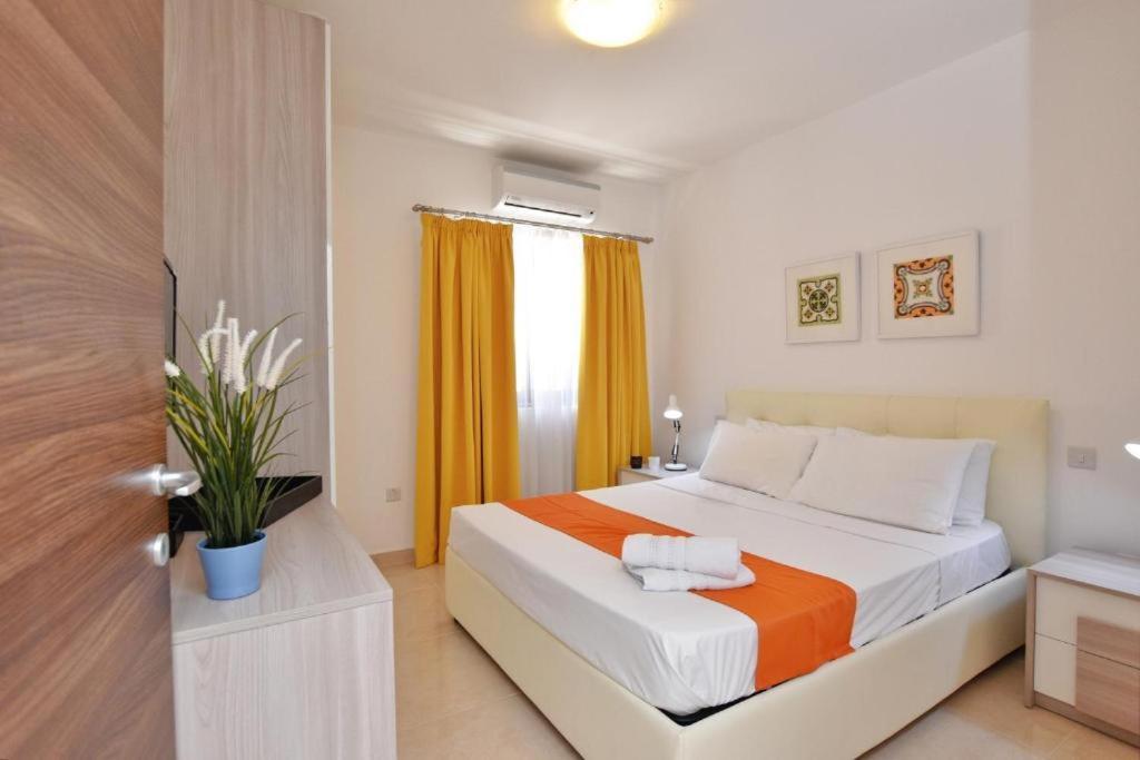 The Caves Apartments San Ġiljan Kültér fotó