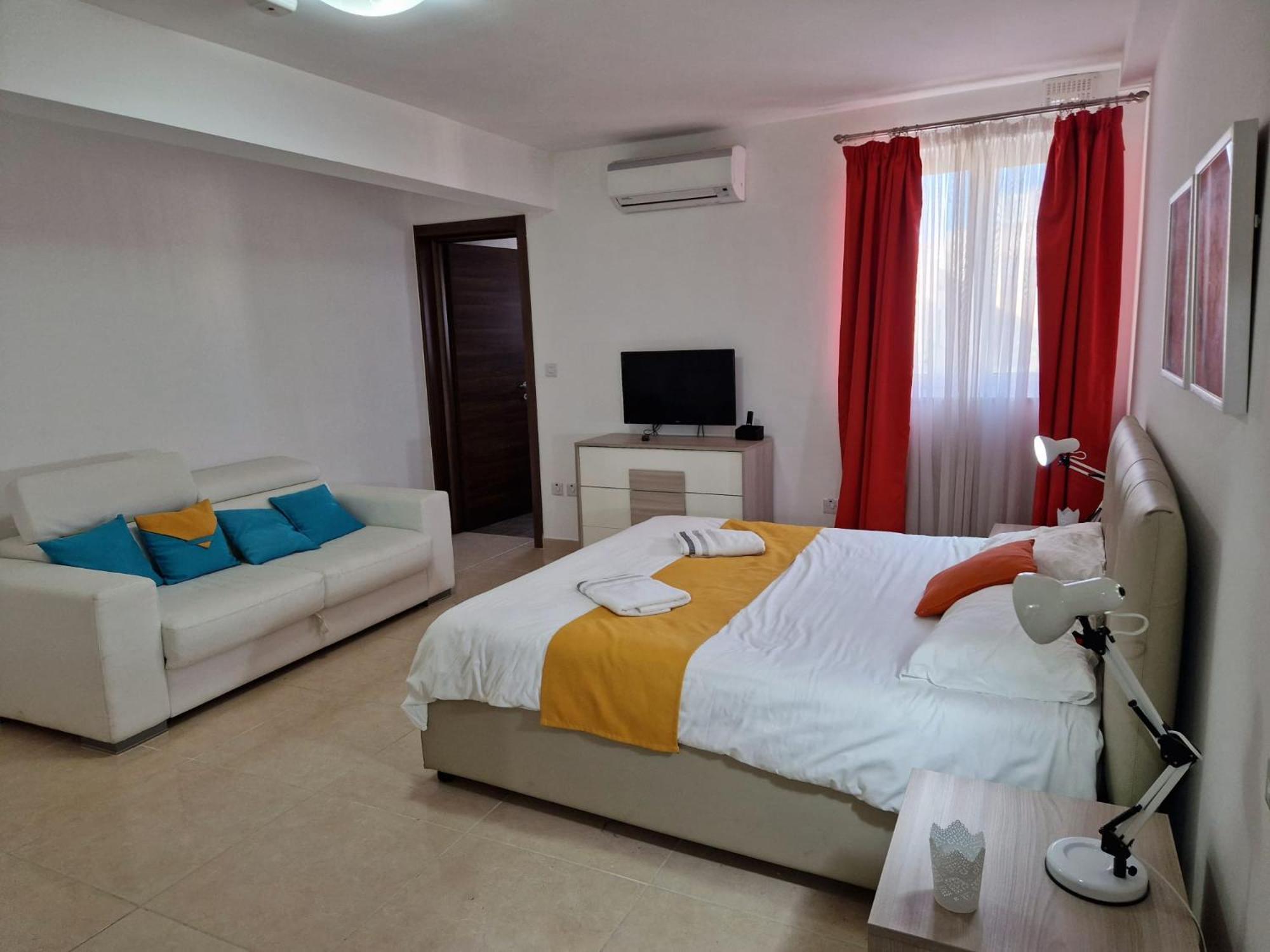 The Caves Apartments San Ġiljan Kültér fotó